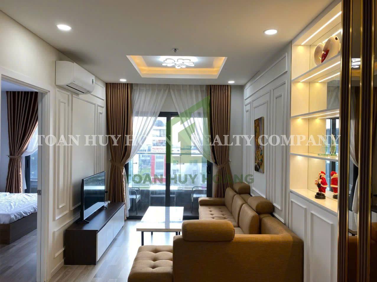 Fully Furnished 2-Bedroom Apartment at Monarchy B photo 5 of 8