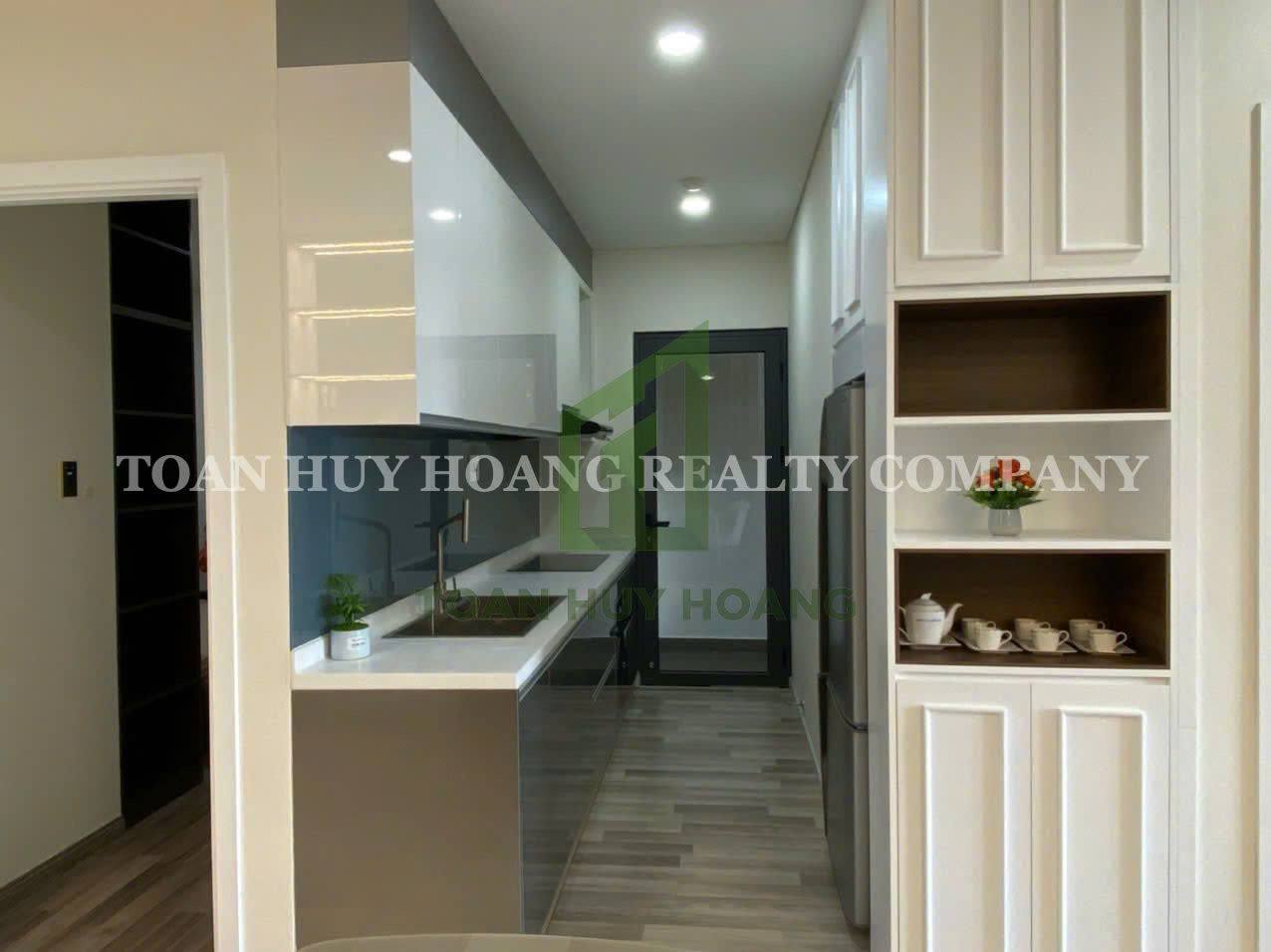 Fully Furnished 2-Bedroom Apartment at Monarchy B photo 7 of 8