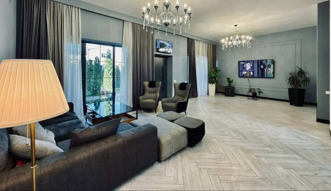 Furnished Two-Storey House in Davtashen photo 1 of 8