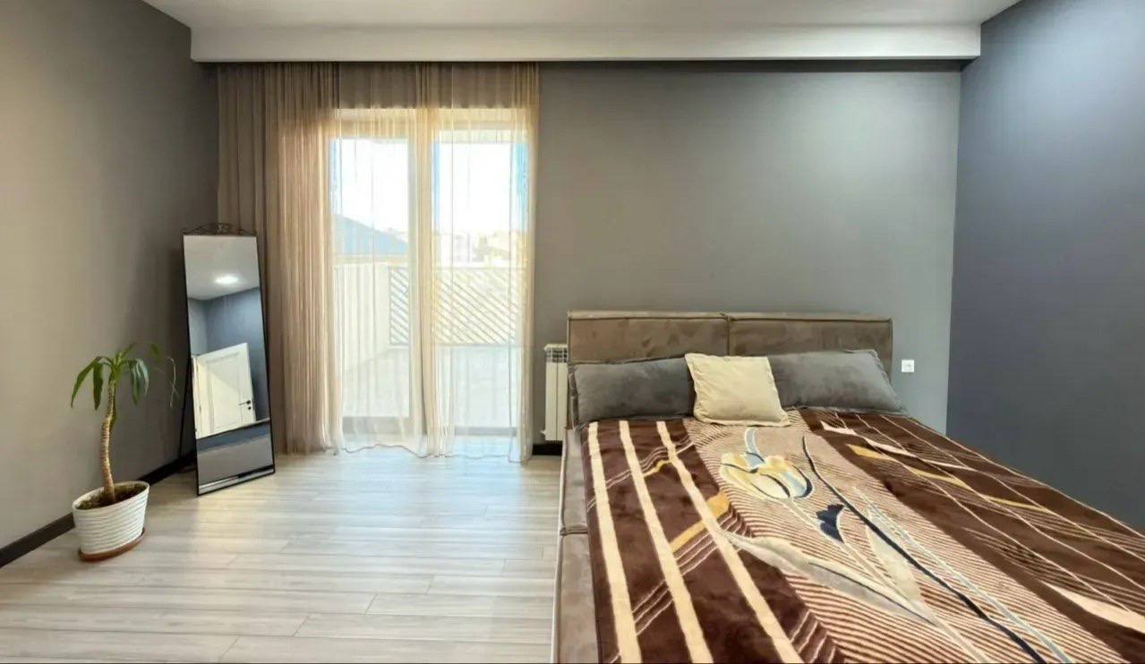 Furnished Two-Storey House in Davtashen photo 4 of 8
