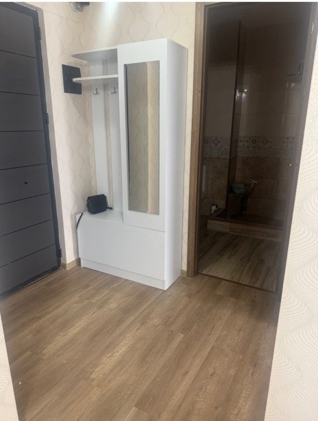 Furnished 1-Bedroom Apartment in Didi Digomi photo 3 of 8