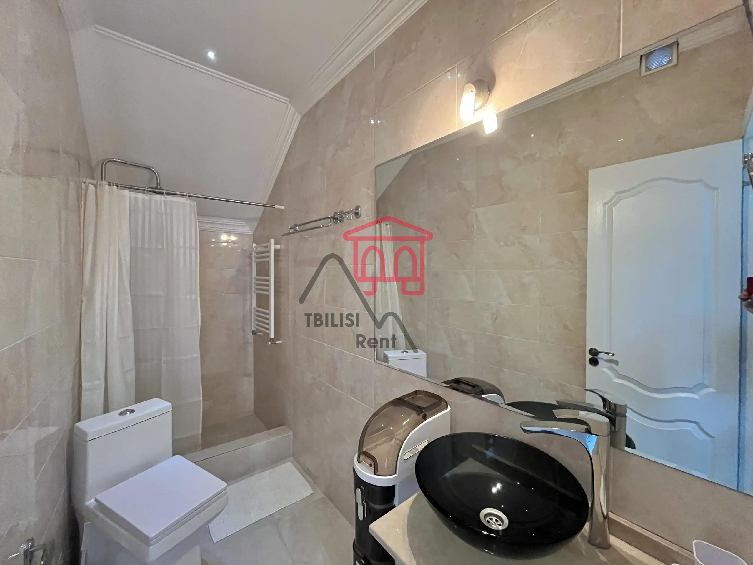 Room in a Guesthouse in Tbilisi photo 4 of 8