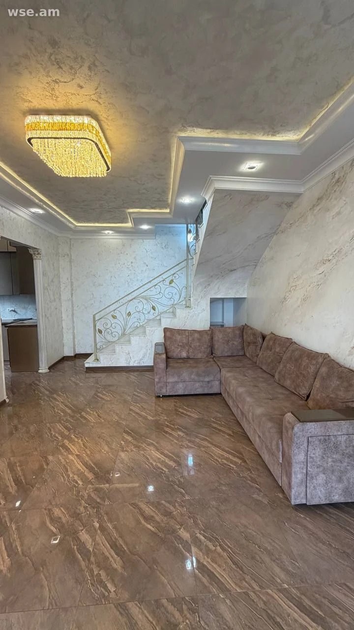 Four-Room House in Kentron photo 6 of 8