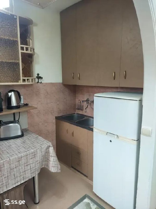 Меблированная 1-комнатная квартира в Сабуртало photo 7 of 8