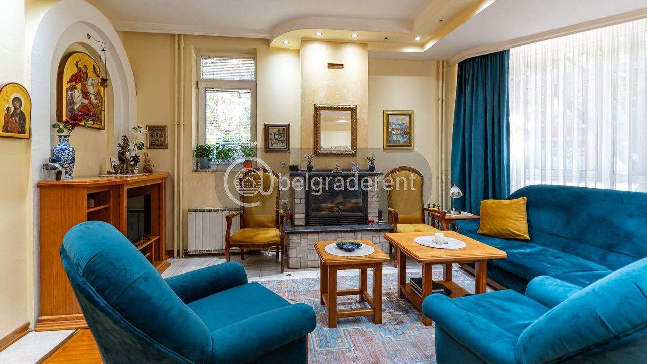 3-Room Apartment in Vračar photo 2 of 8