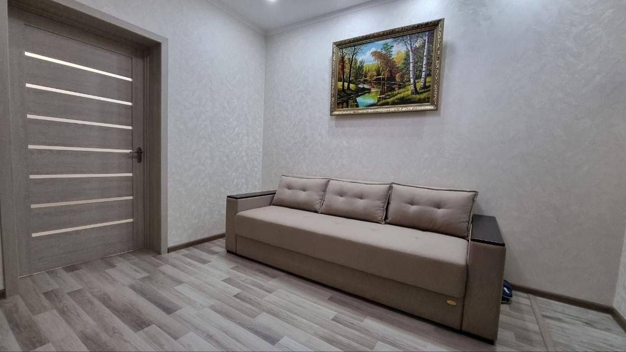 One-Bedroom Apartment in Checany photo 3 of 8