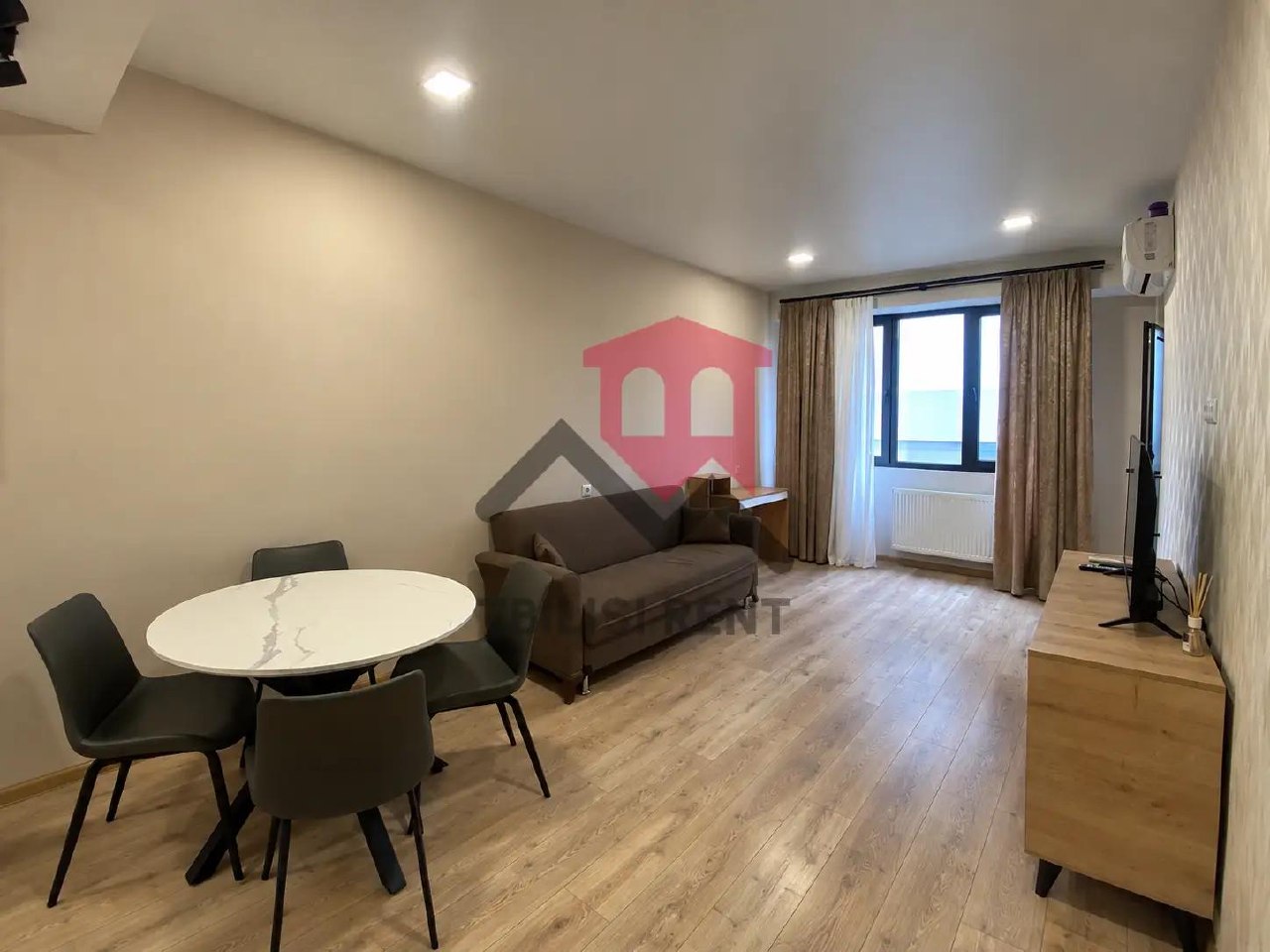 Sunny 1-Bedroom Apartment Near Lisi Lake photo 2 of 8