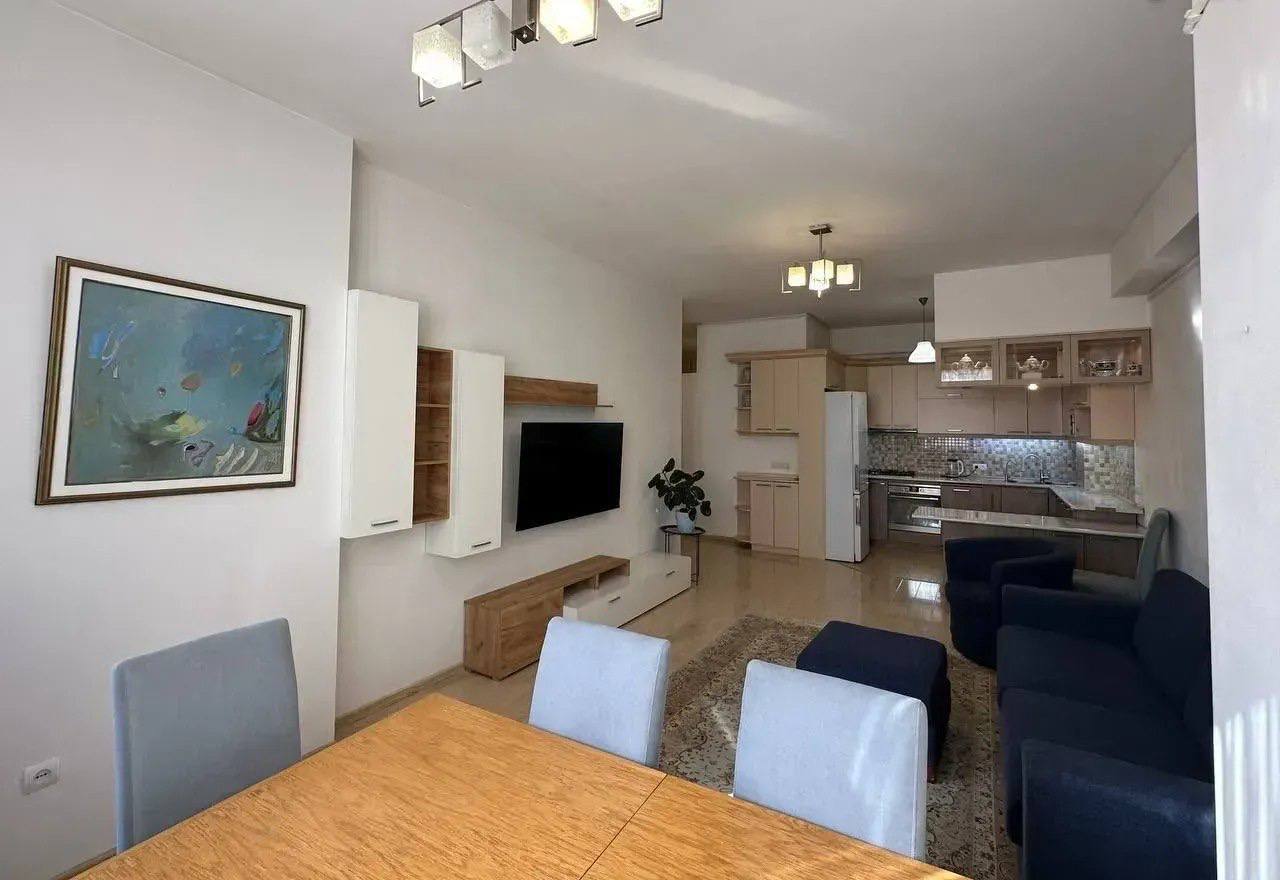 Furnished 3-Room Apartment in Arabkir photo 2 of 8