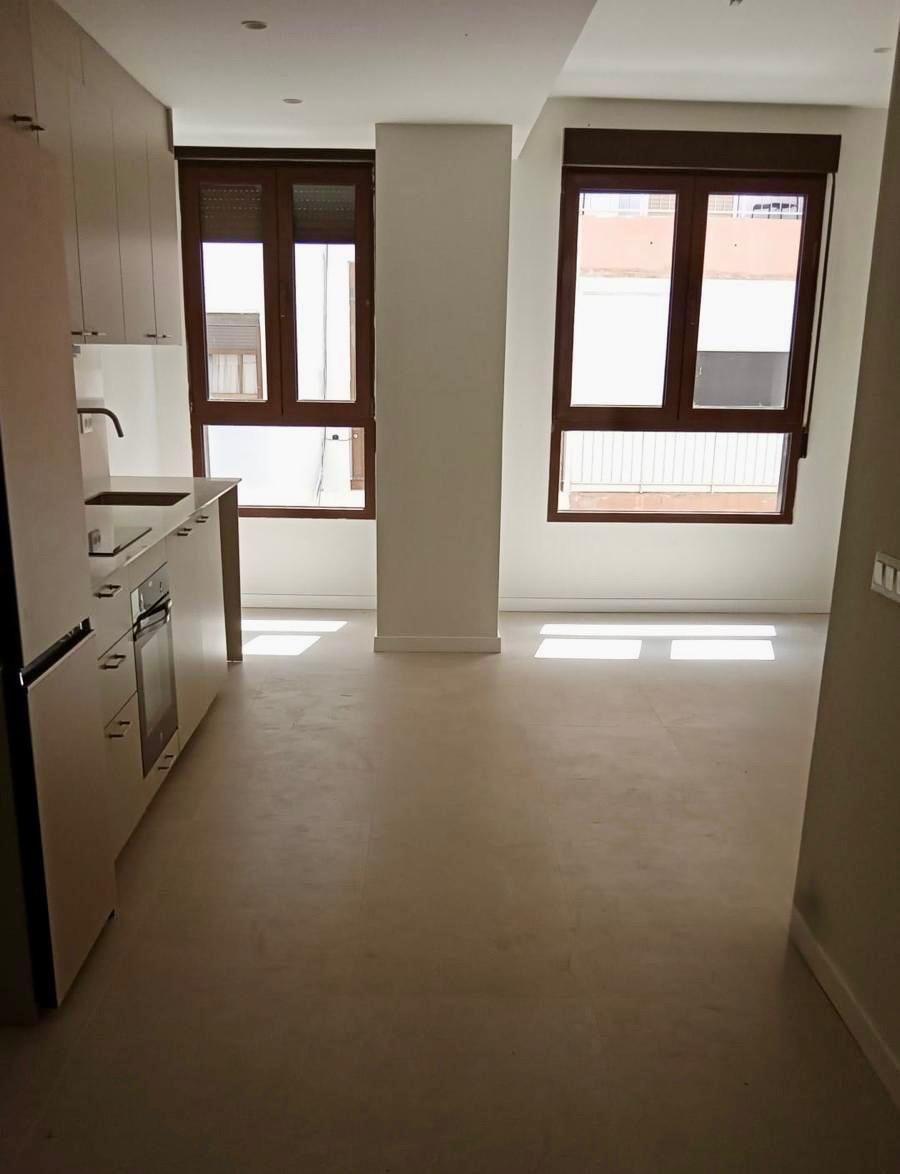 3-Bedroom Apartment for Rent in Sedavi, Valencia photo 4 of 8