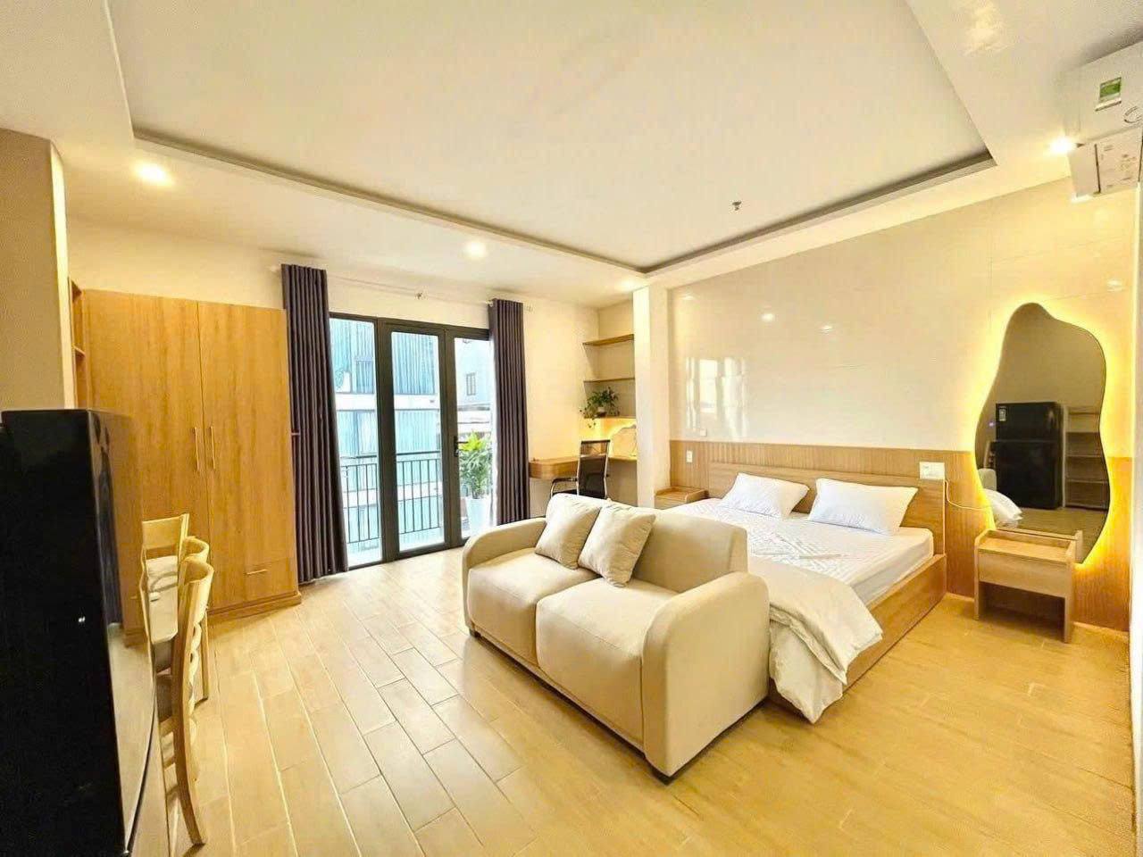Furnished Apartment on Nguyen Xuan Khoat Street photo 1 of 8