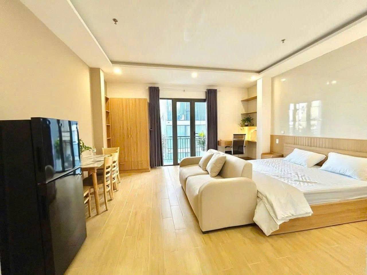 Furnished Apartment on Nguyen Xuan Khoat Street photo 4 of 8