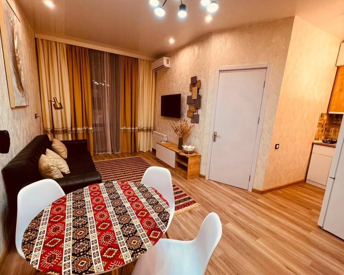 1-Bedroom Apartment on Pirosmani Street photo 2 of 6