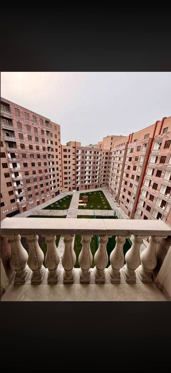Furnished 3-Bedroom Apartment in Arabkir photo 7 of 7