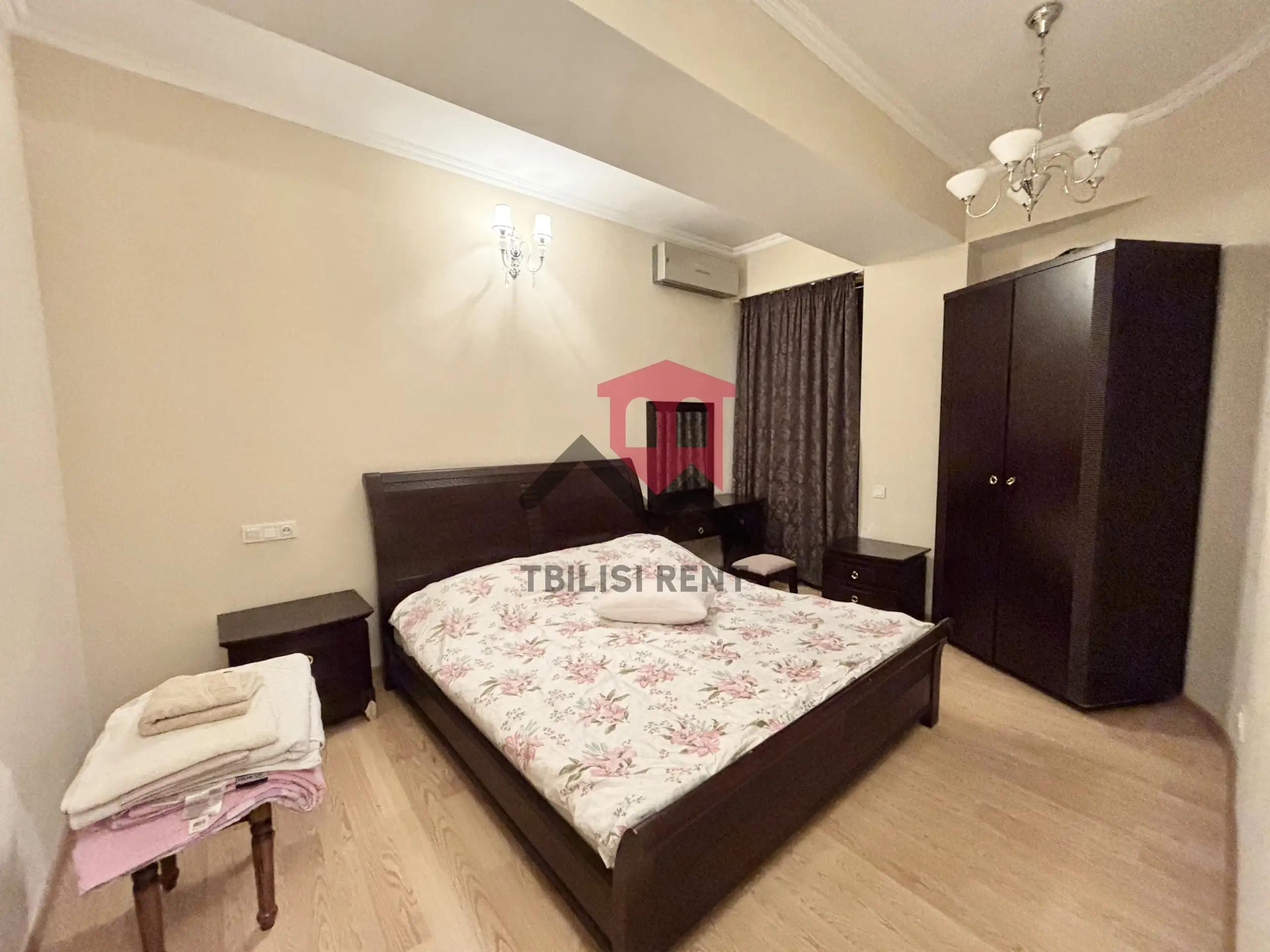 Spacious One-Bedroom Apartment in Vake photo 6 of 8