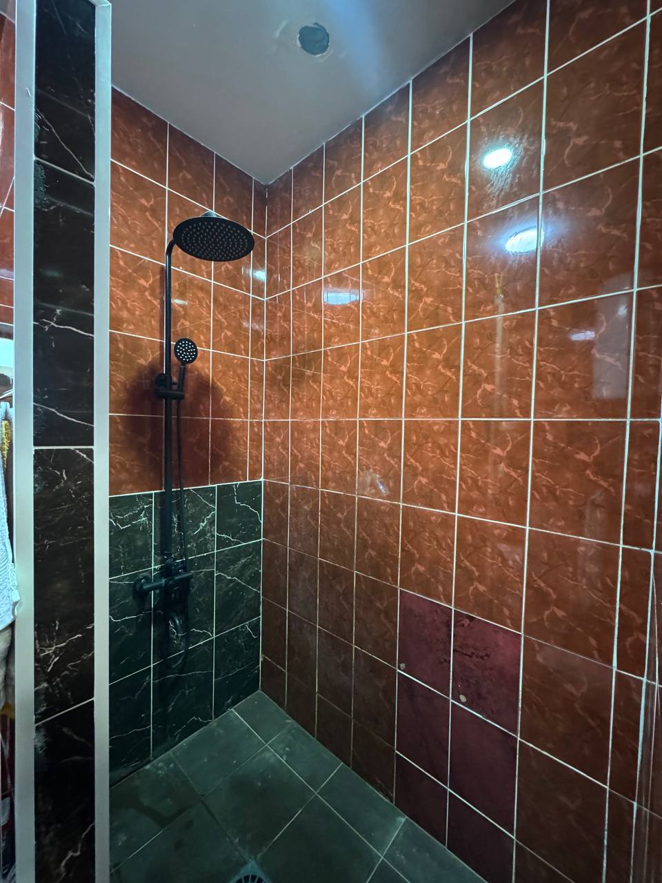 One-Room House in Central Chisinau photo 5 of 7