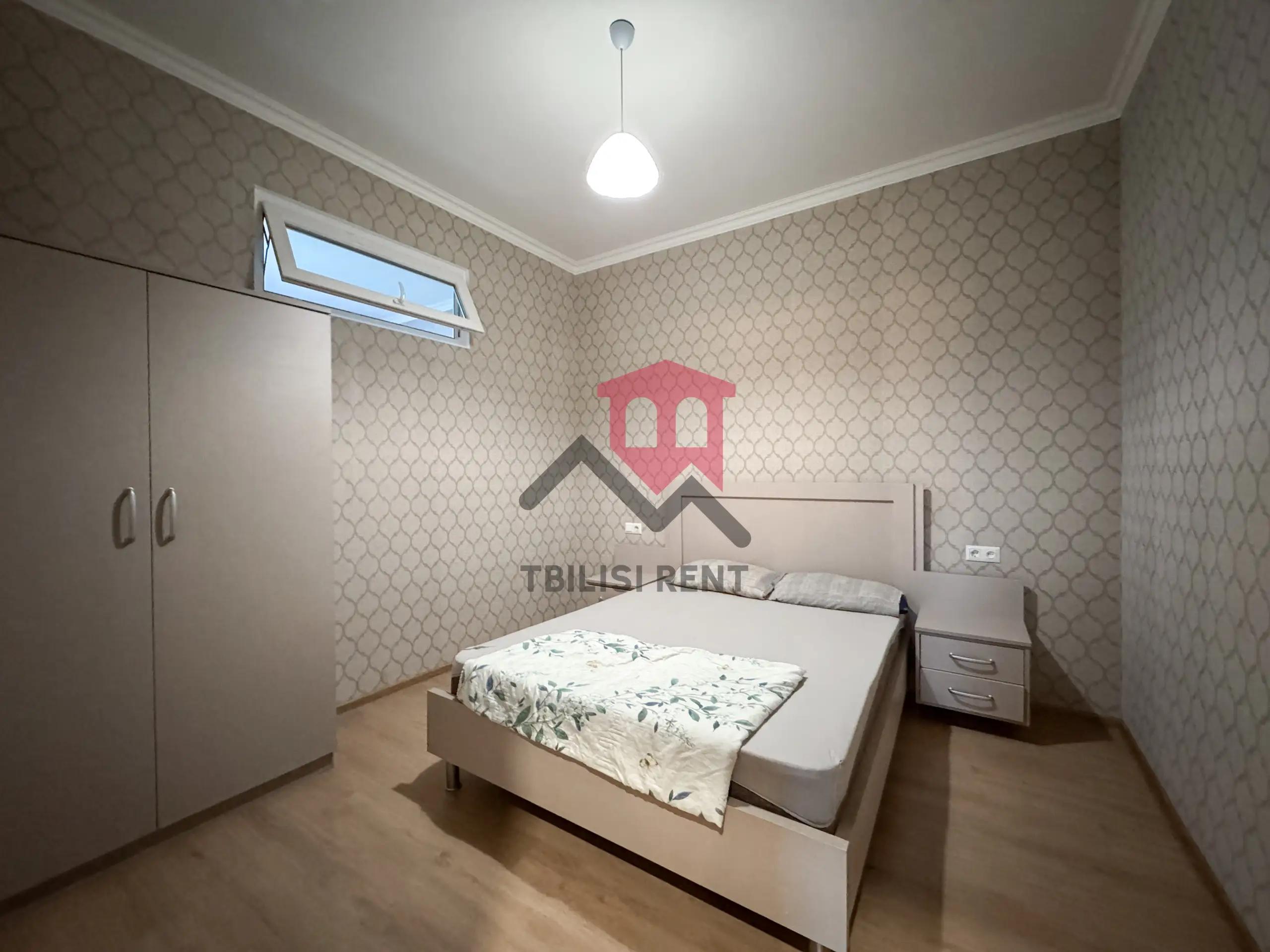 Spacious 3-Bedroom Apartment in Saburtalo photo 6 of 8