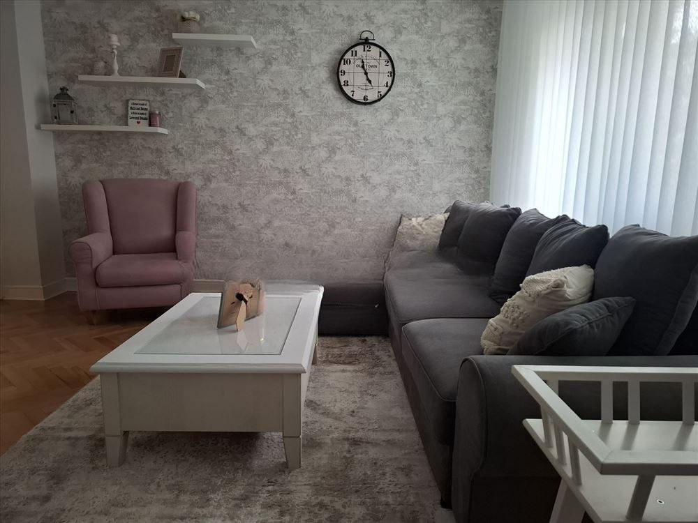 2-Bedroom Apartment in Zemun photo 4 of 8