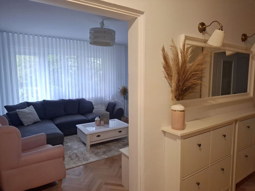2-Bedroom Apartment in Zemun photo 7 of 8