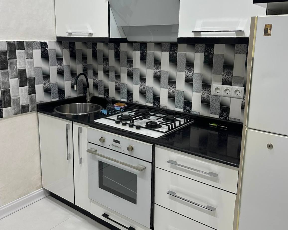 1-Bedroom Apartment on Chavchavadze Street photo 3 of 6
