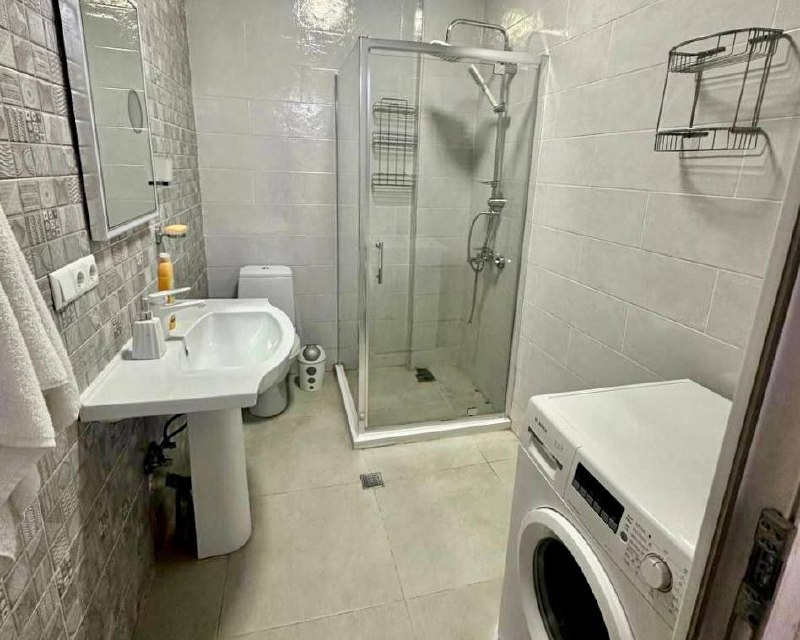 1-Bedroom Apartment on Chavchavadze Street photo 6 of 6