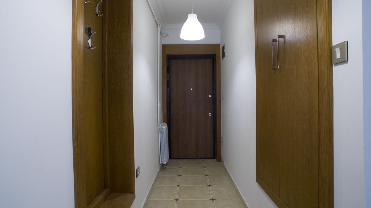 Студия 30 м² в аренду в Старом Граде photo 3 of 6
