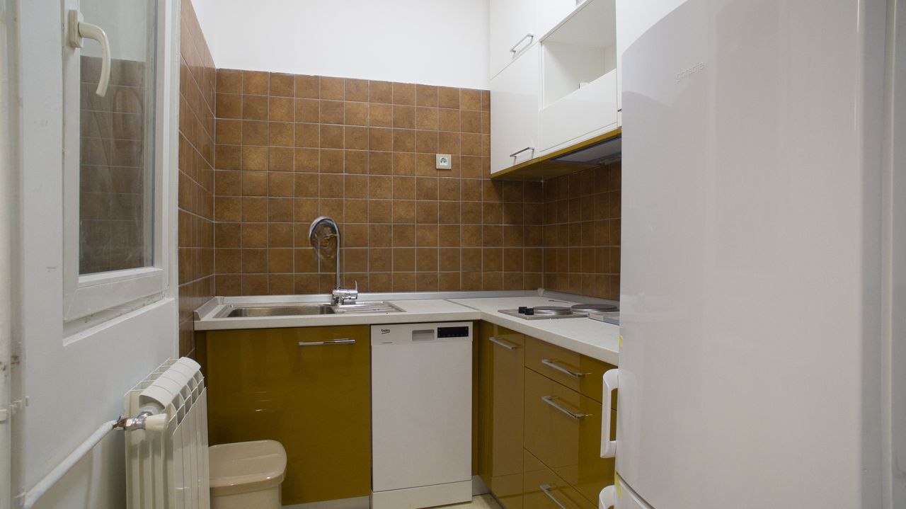 Студия 30 м² в аренду в Старом Граде photo 5 of 6