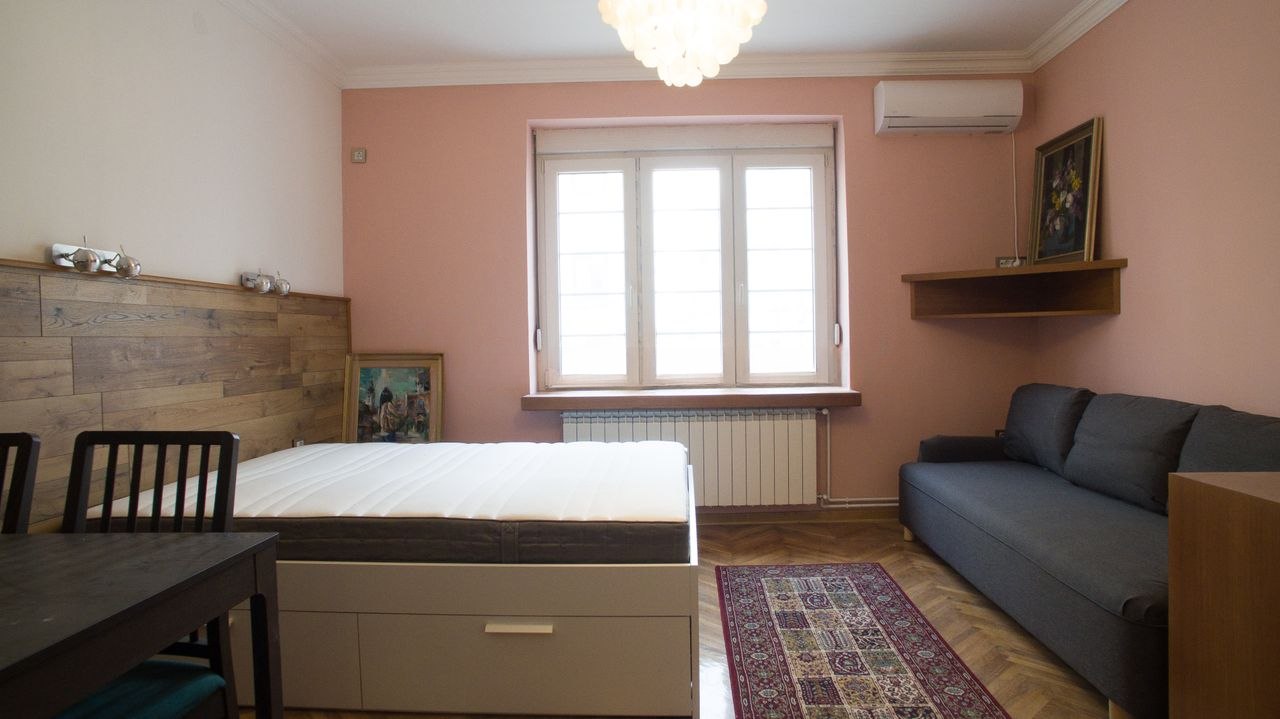 Студия 30 м² в аренду в Старом Граде photo 6 of 6