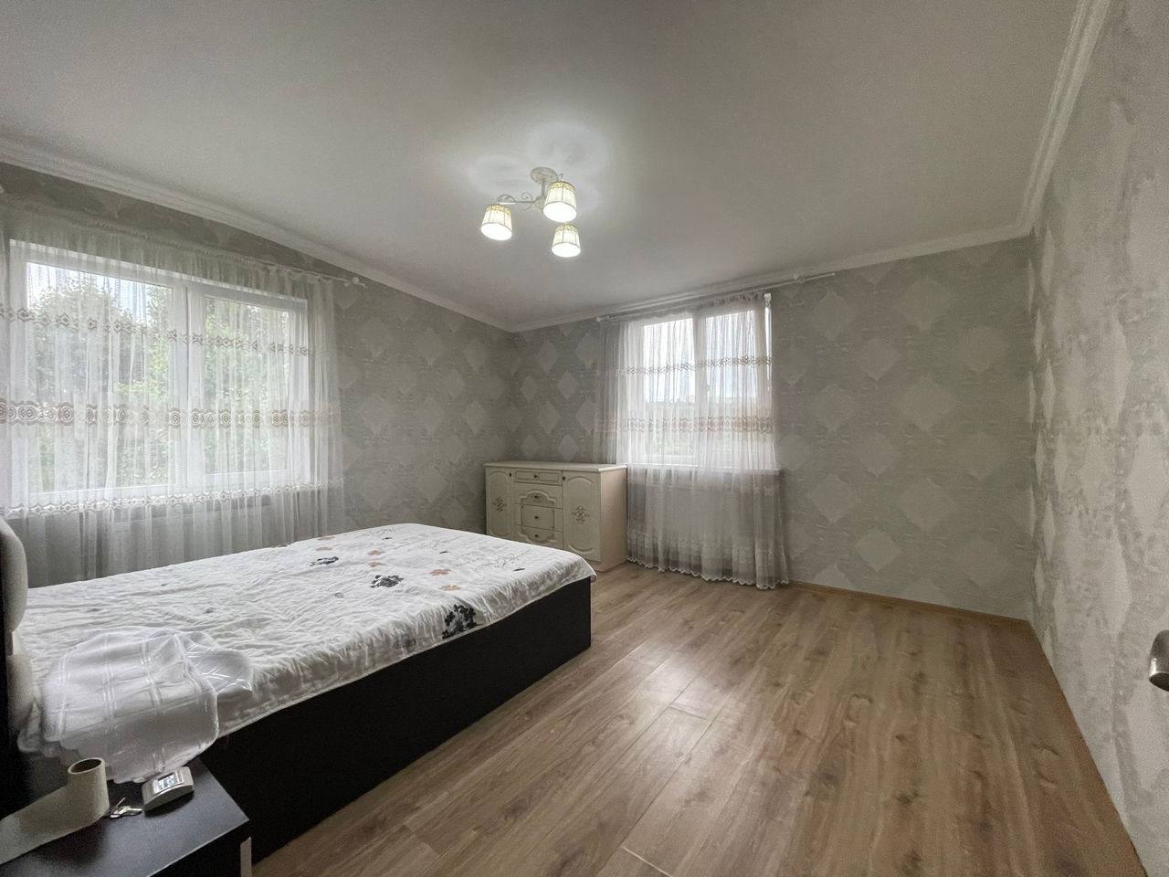 Трёхкомнатная квартира в Рышкановке photo 2 of 8