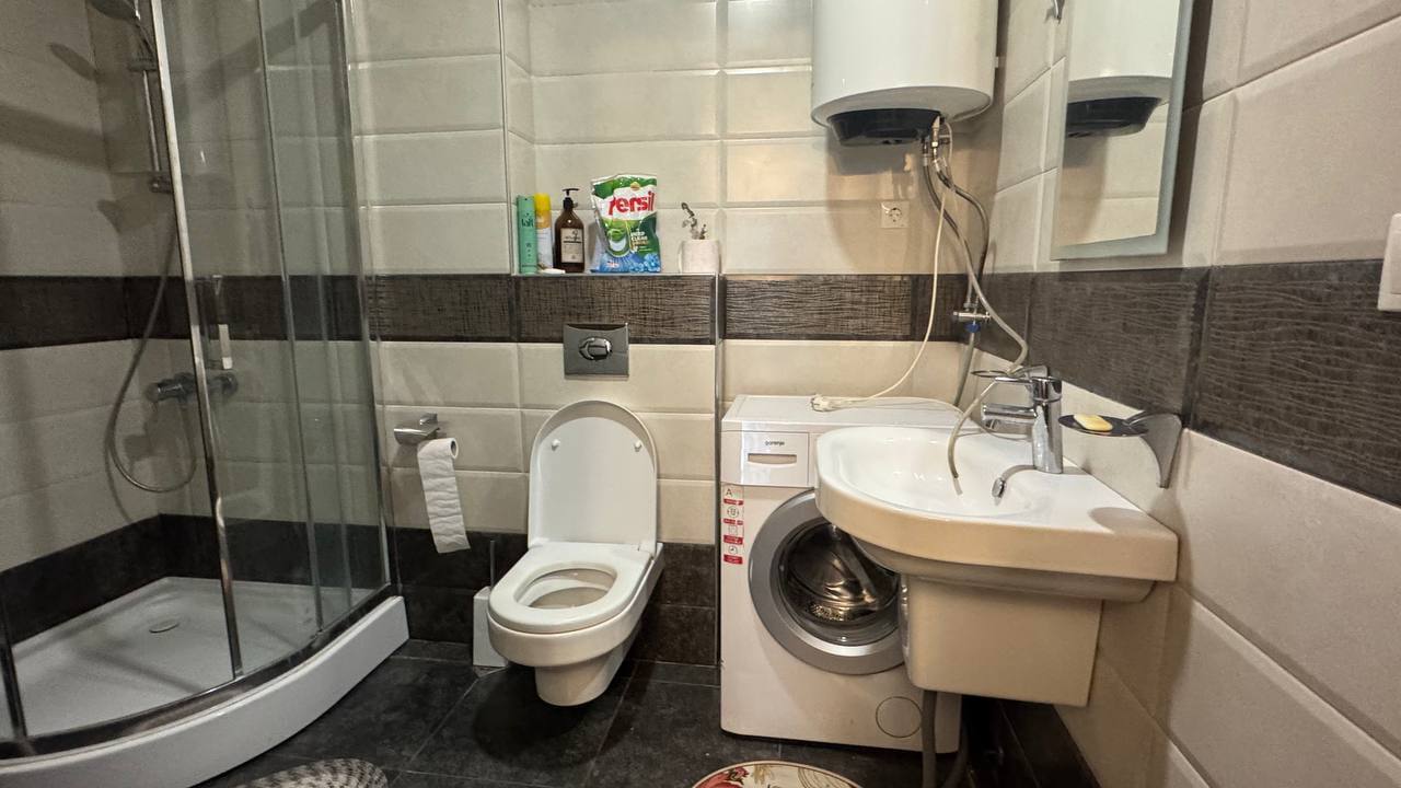 2-Bedroom Apartment for Rent in Batumi photo 1 of 2