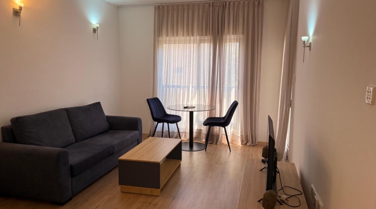 1-Bedroom Apartment in Agios Tychonas photo 7 of 8