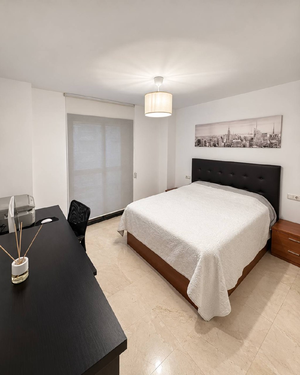 Furnished 3-Bedroom Apartment in Penya-Roja photo 5 of 8