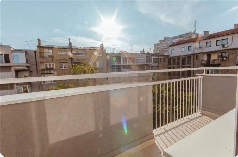 Furnished 2.5-Room Apartment in Stari Grad photo 8 of 8