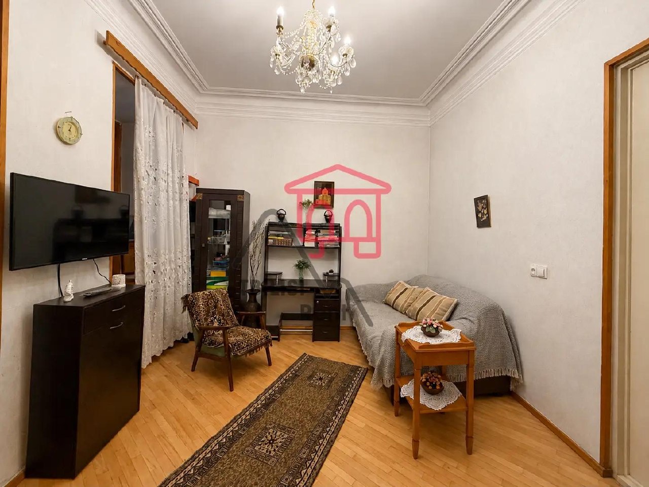Cozy One-Bedroom Apartment in Mtatsminda photo 1 of 7