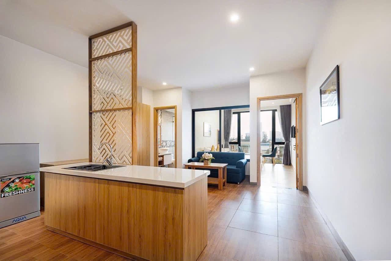 1-Bedroom Apartment in Son Tra photo 2 of 7