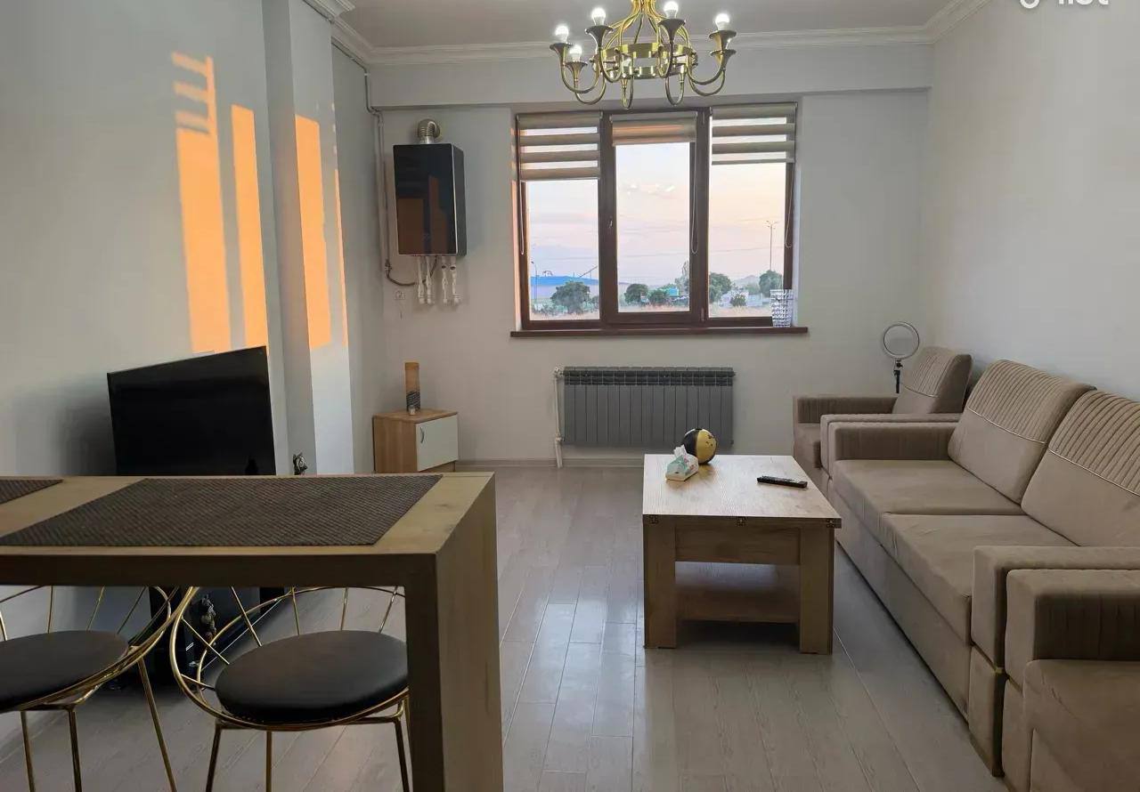 New-Build 2-Bedroom Apartment with Ararat View photo 8 of 8