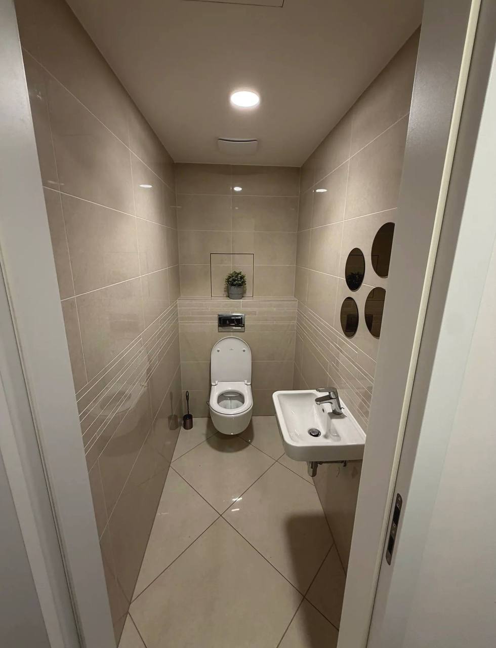 Bright 2+kk Apartment with Balcony in Radlice photo 3 of 8