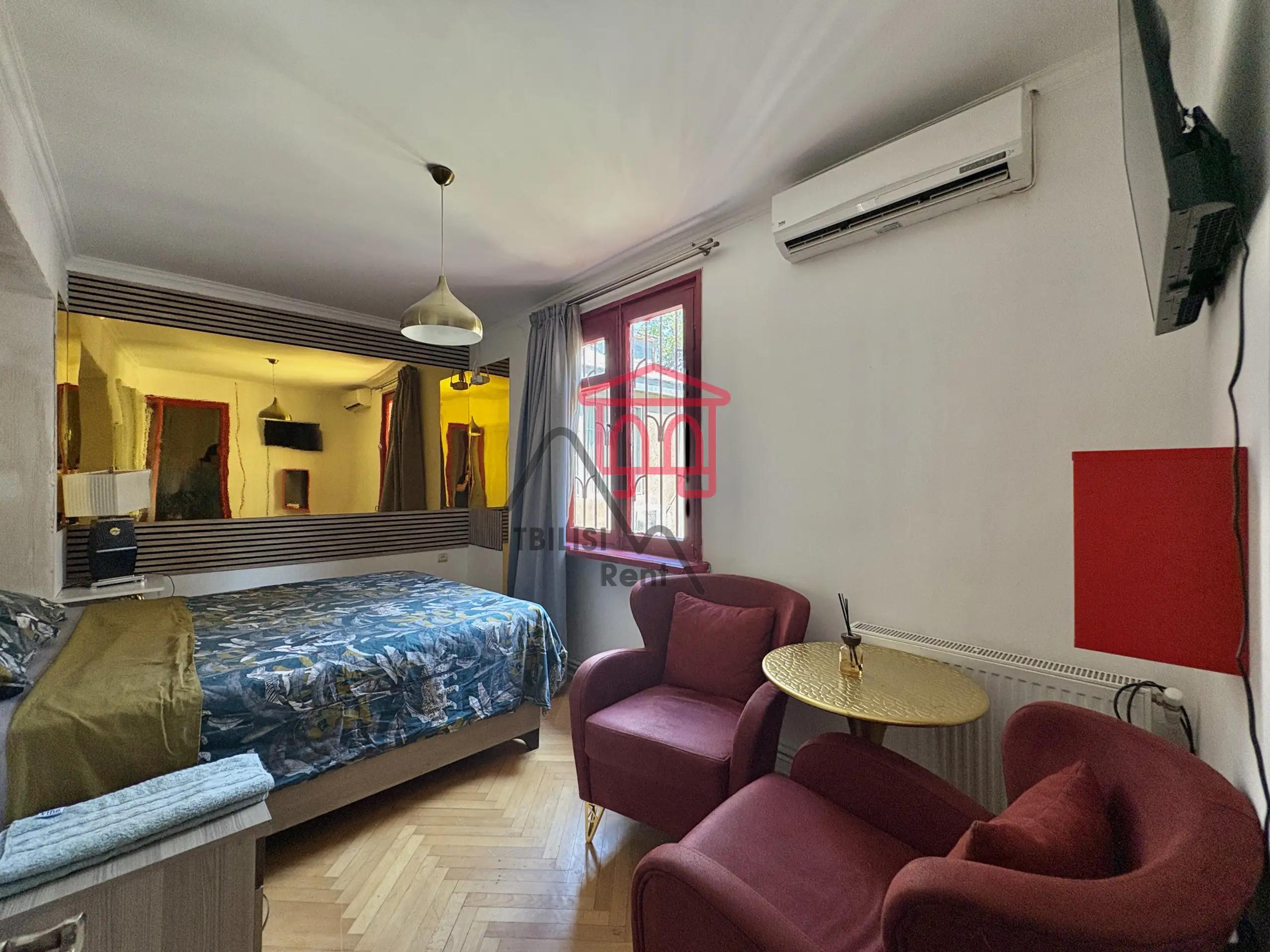 Apartment on Rustaveli Avenue photo 1 of 7