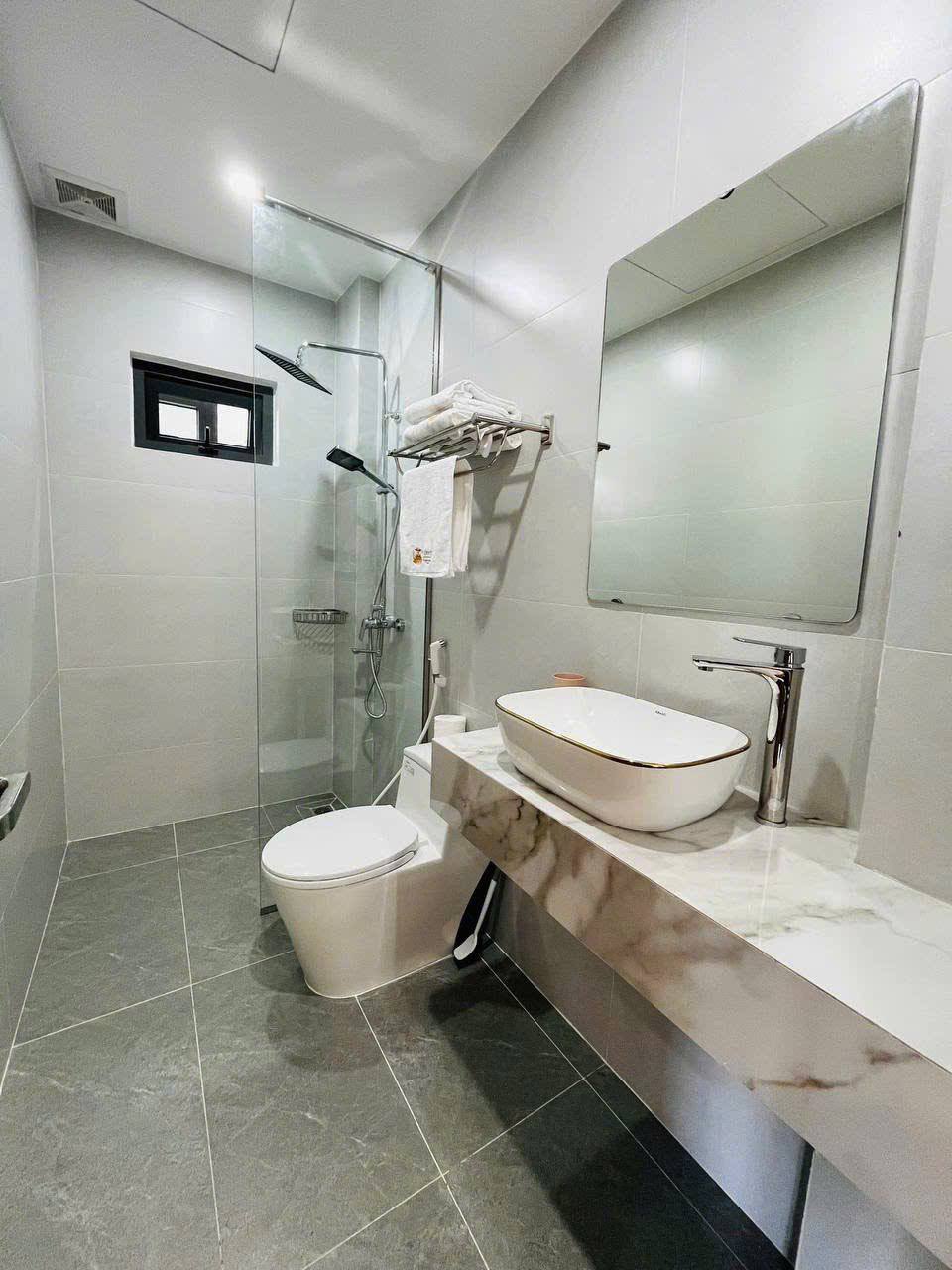 1-Bedroom Apartment in Son Tra photo 8 of 8