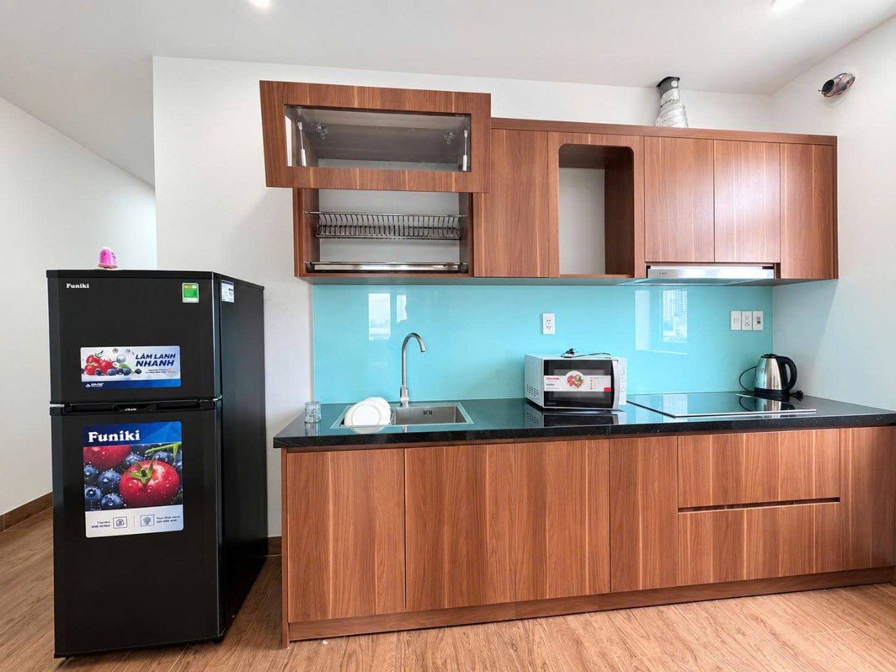 Furnished 1-Bedroom Apartment in Son Tra photo 4 of 8