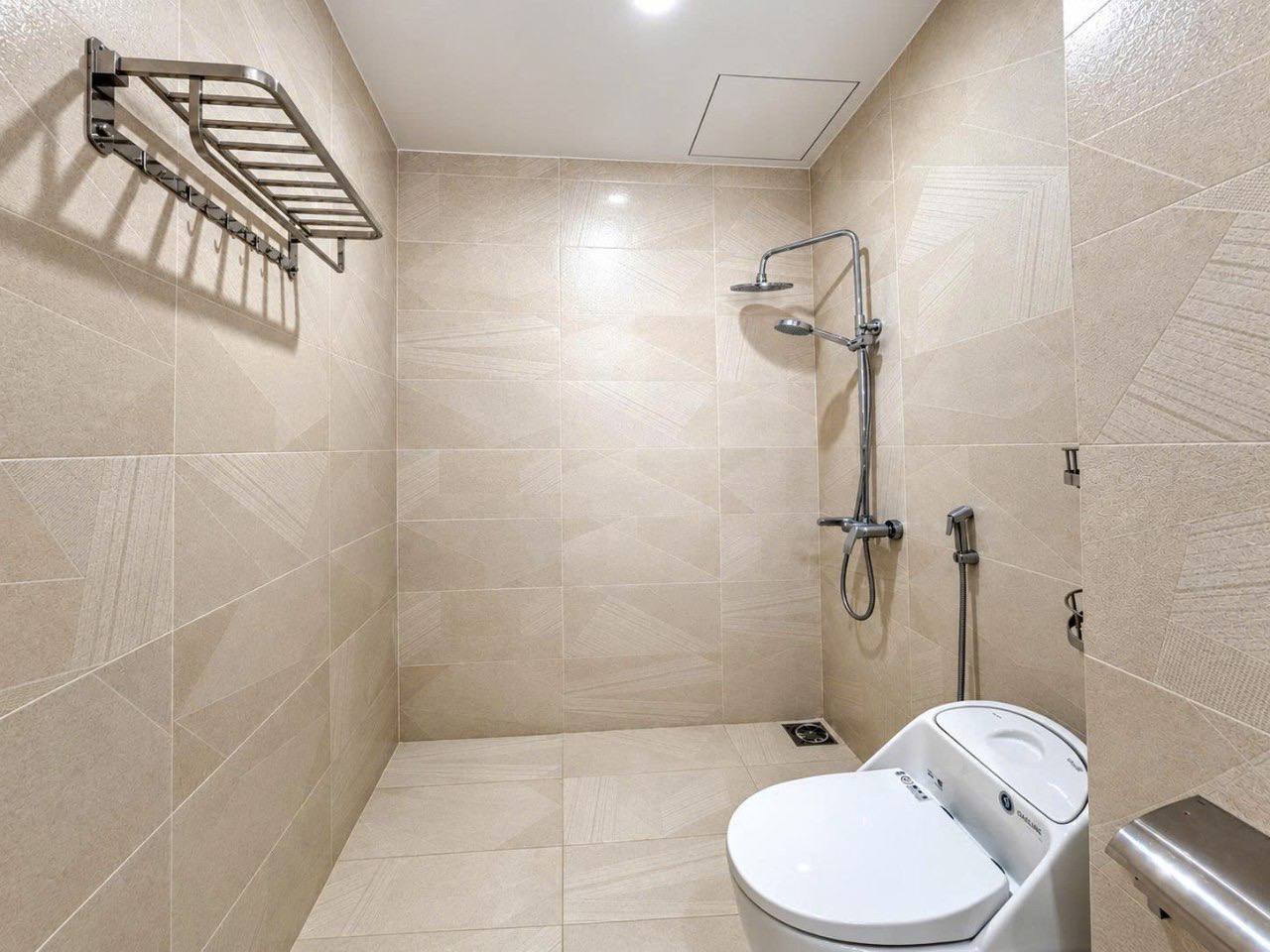 Furnished 1-Bedroom Apartment in Son Tra photo 8 of 8