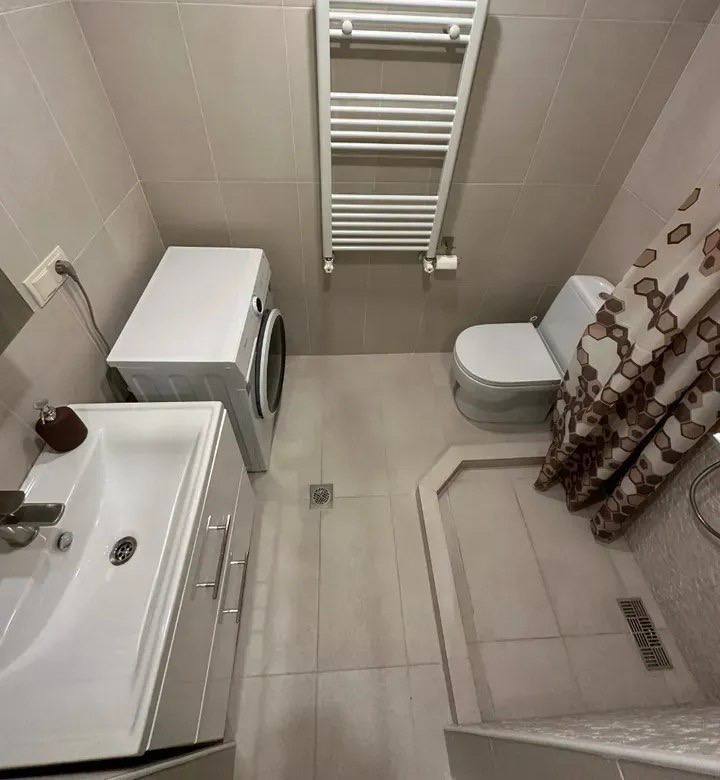 Furnished 3-Room Apartment in Arabkir photo 8 of 8