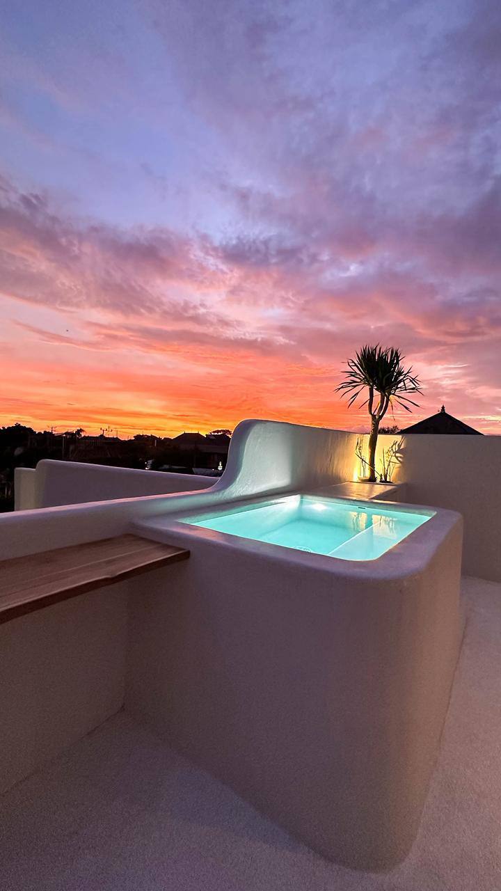 3-Bedroom Villa in Canggu photo 3 of 8