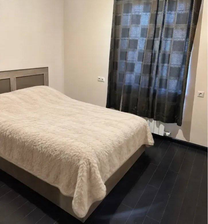 Furnished 4-Room Apartment in Kanaker-Zeytun photo 5 of 8