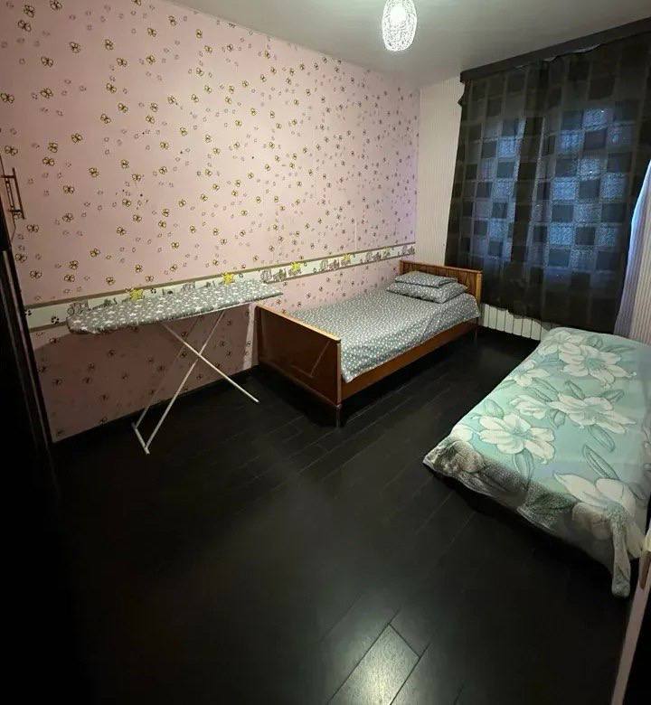 Furnished 4-Room Apartment in Kanaker-Zeytun photo 6 of 8