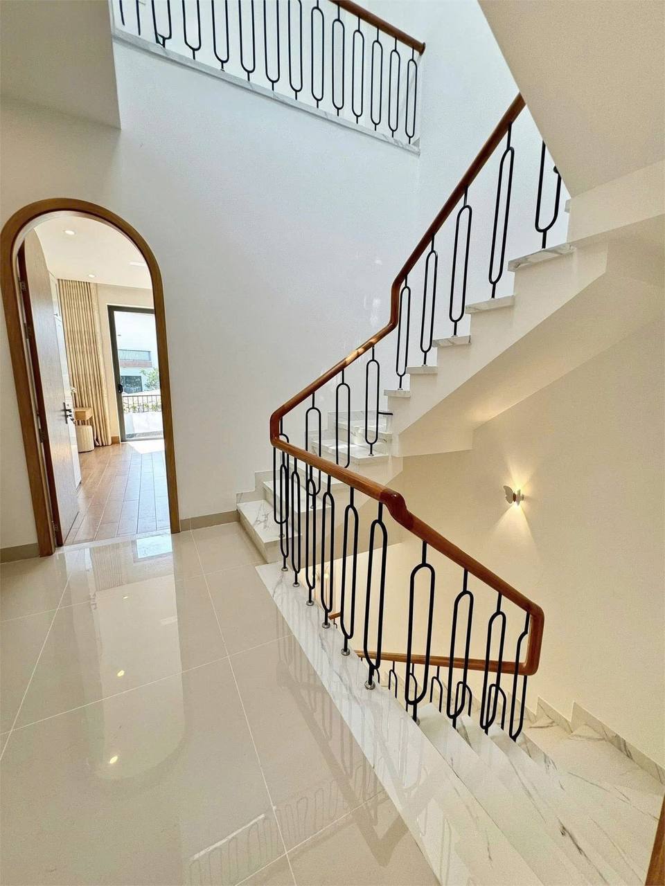 Three-Bedroom House in Hoa Khanh photo 6 of 8