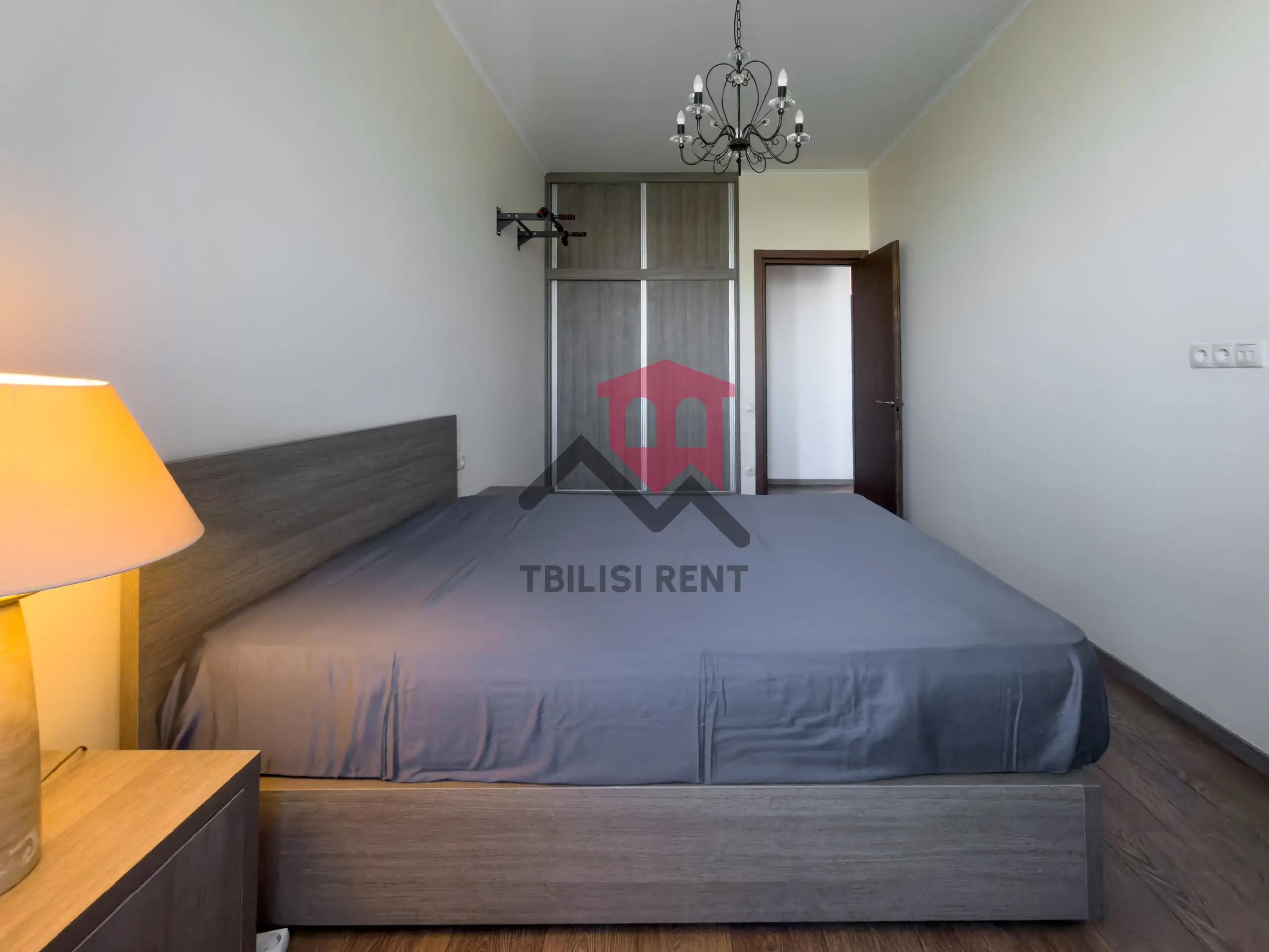 Quiet 1-Bedroom Apartment in Vake photo 7 of 8