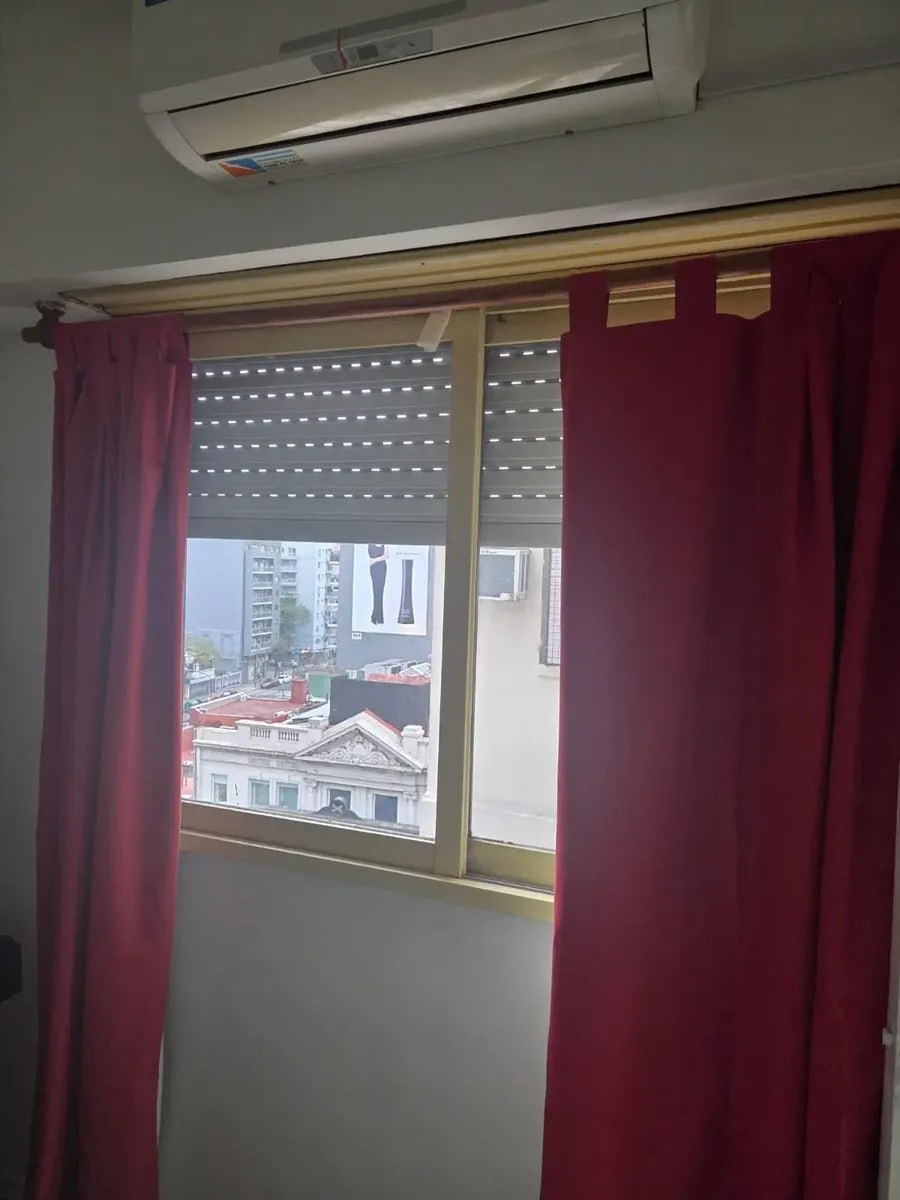 Furnished 1-Bedroom Apartment in Colegiales photo 6 of 8