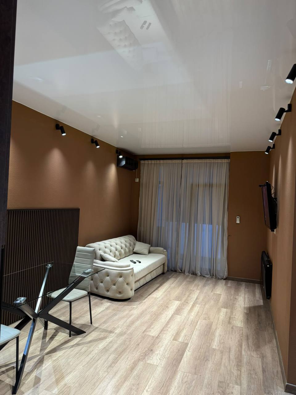 1-Bedroom Apartment on Pirosmani Street photo 2 of 7