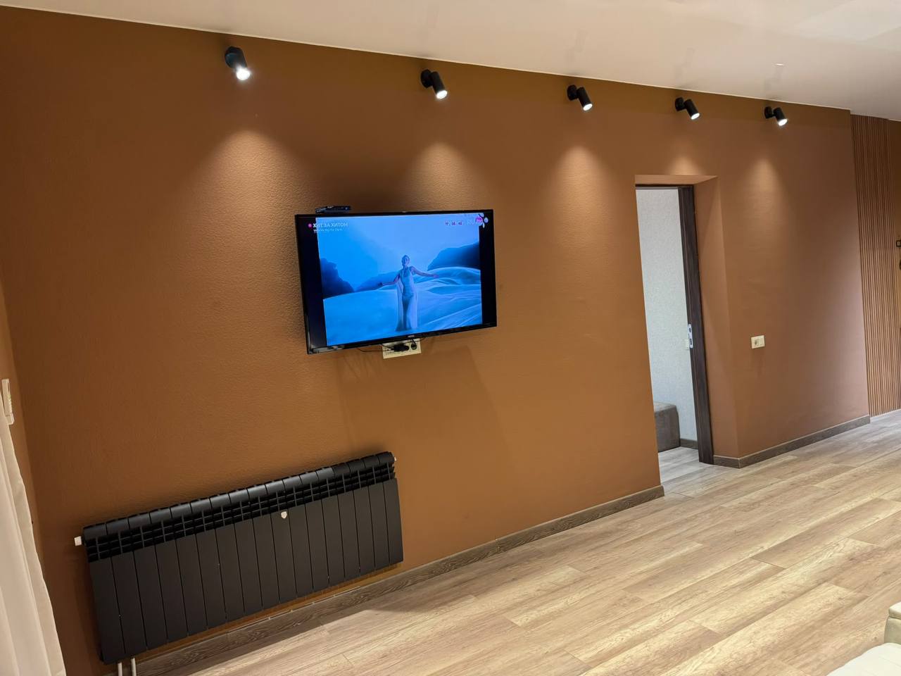 1-Bedroom Apartment on Pirosmani Street photo 3 of 7