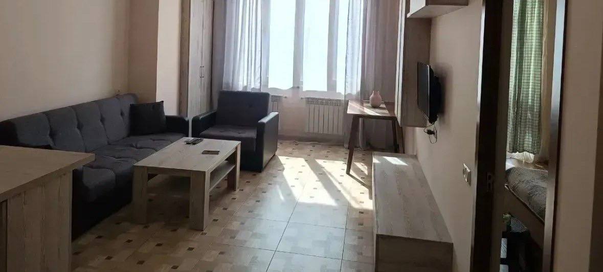 Уютная меблированная 2-комнатная квартира в Арабкире photo 1 of 8